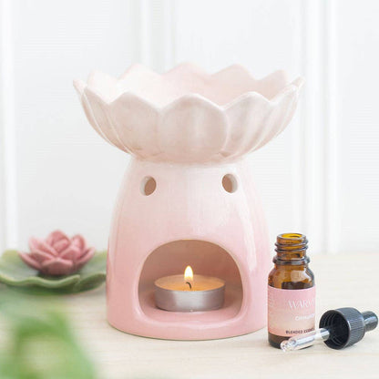 Wachsschmelzer mit rosa Seerose
