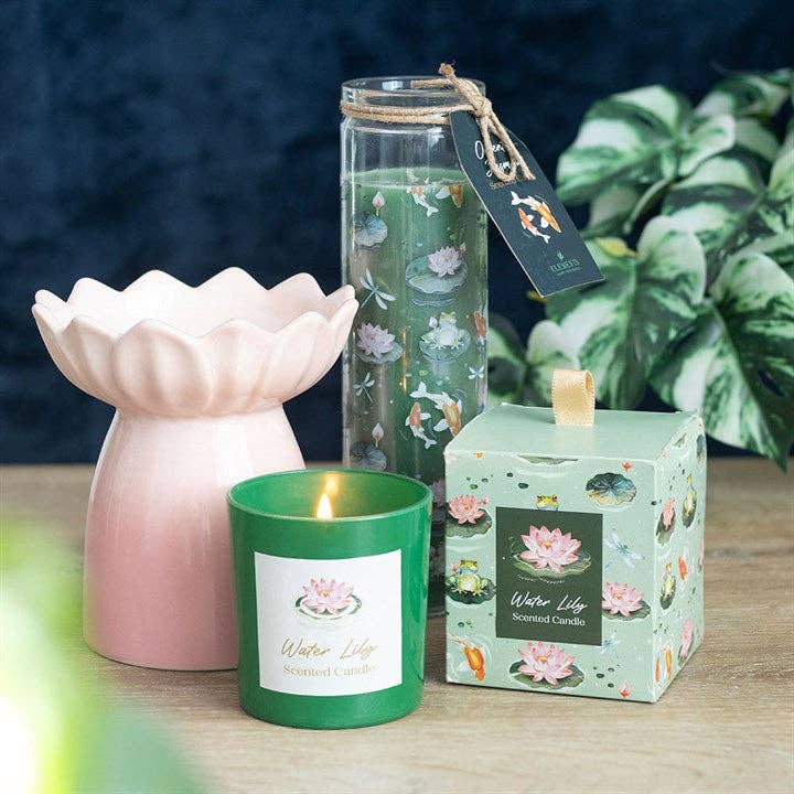 Wachsschmelzer mit rosa Seerose